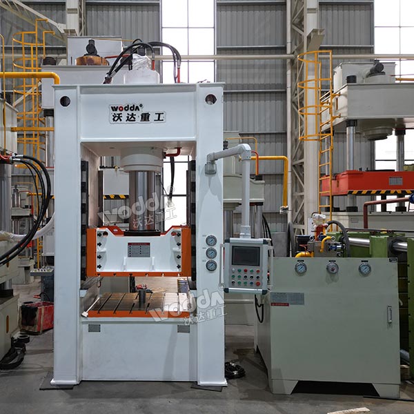 315噸框架式液壓機(jī)：穩(wěn)定高效，助力企業(yè)降本增效